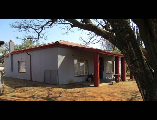 FARM FOR SALE IN ELANDSVLEI